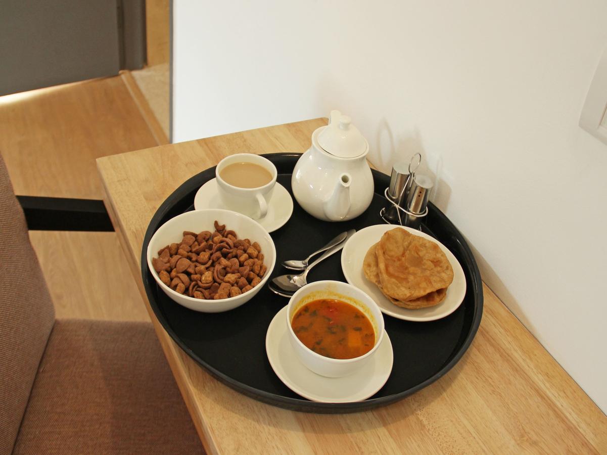 Oyo 136 Hotel Om Plaza Kathmandu Ngoại thất bức ảnh
