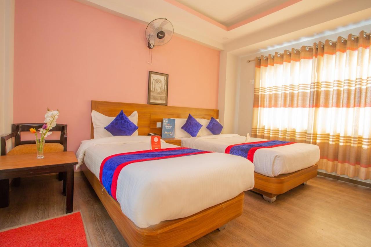 Oyo 136 Hotel Om Plaza Kathmandu Ngoại thất bức ảnh