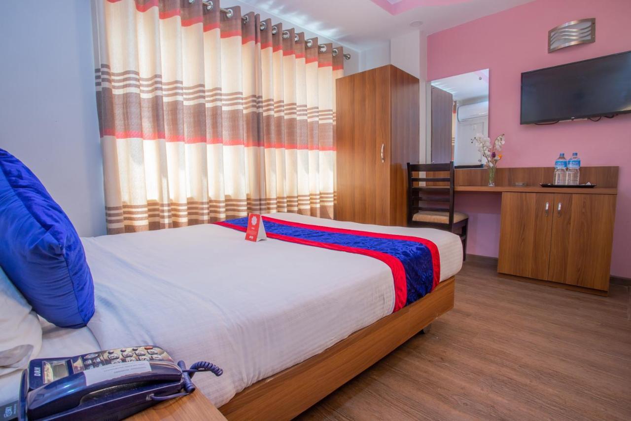 Oyo 136 Hotel Om Plaza Kathmandu Ngoại thất bức ảnh
