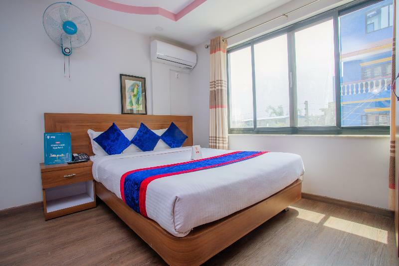 Oyo 136 Hotel Om Plaza Kathmandu Ngoại thất bức ảnh