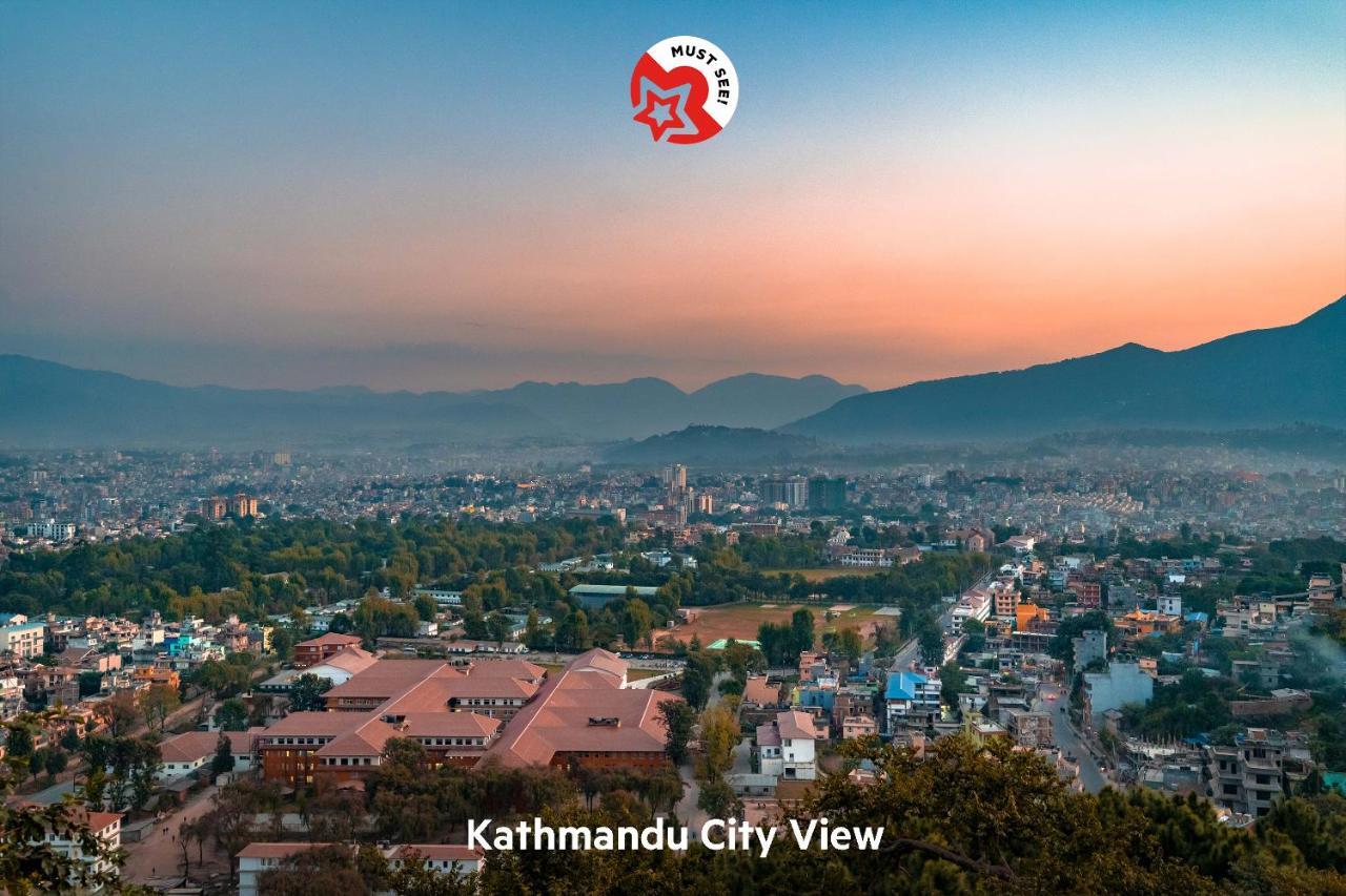 Oyo 136 Hotel Om Plaza Kathmandu Ngoại thất bức ảnh